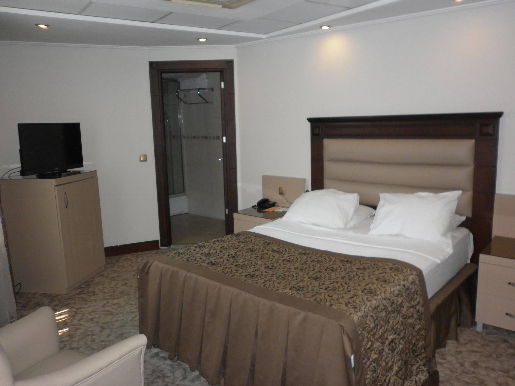 Cukurova Park Hotel Άδανα Εξωτερικό φωτογραφία